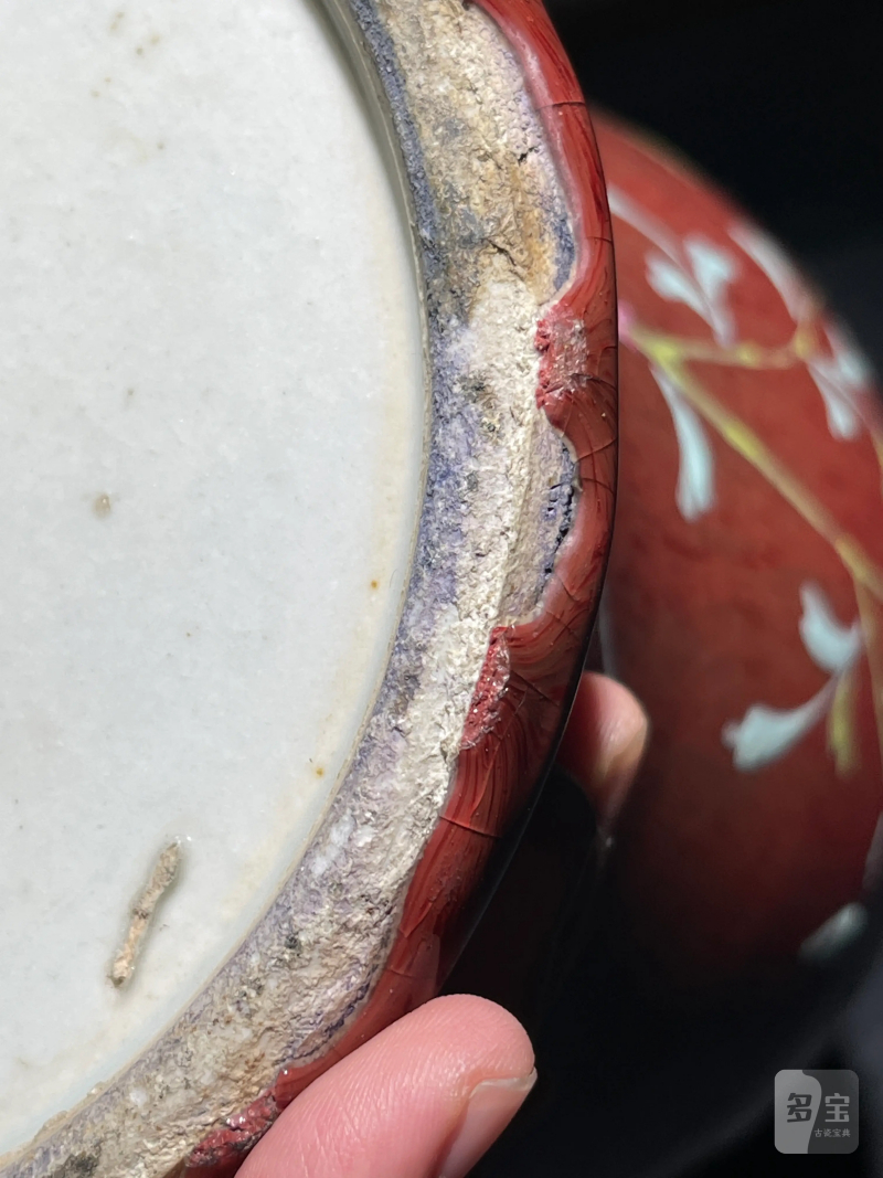 清中期 红釉加彩花卉纹观音瓶 - 图11